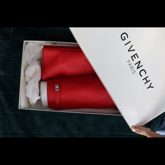 GIVENCHY RED LEATHER BOOTS - Picture 3 of 16